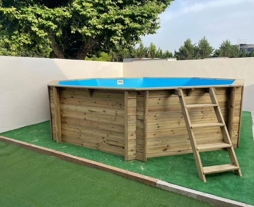Maison De Charme Avec Piscine Monteux Exterior foto
